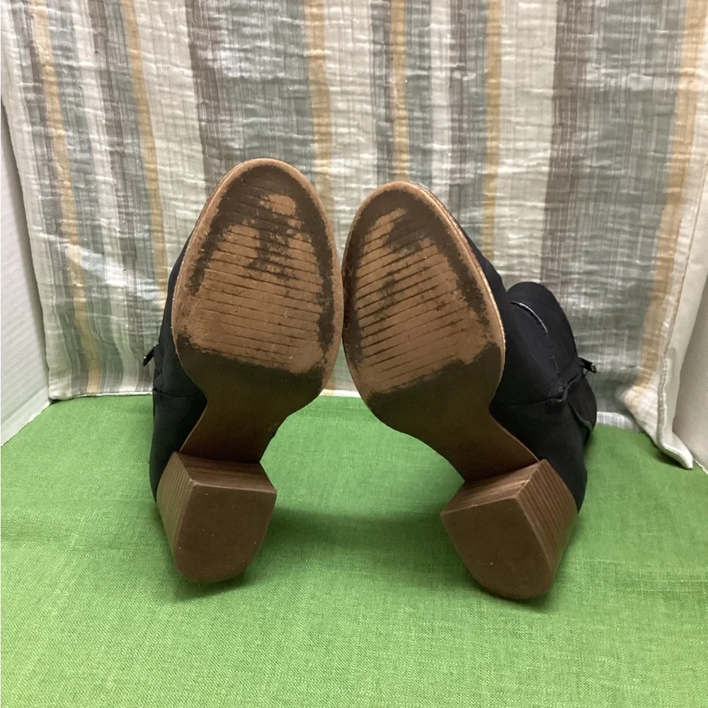 UGG black leather